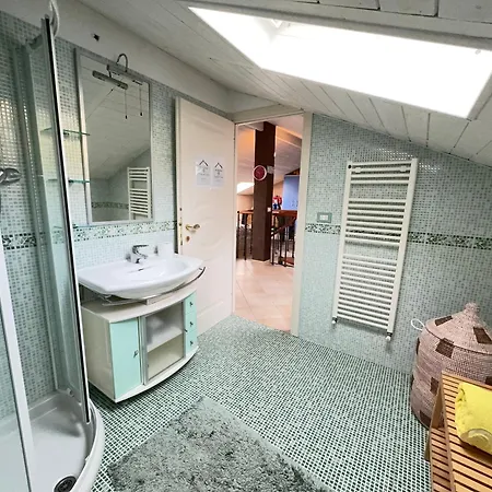 Holiday home Casa Perfetta Per Grandi Famiglie, Con Jacuzzi